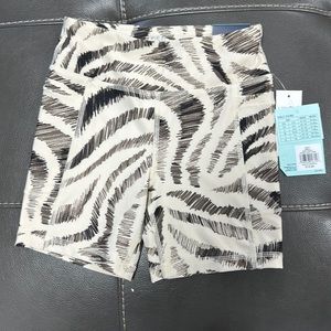 Girls performance bike short